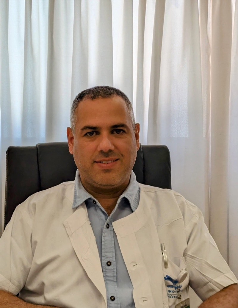Dr. Chassid, retina specialist ophthalmologist and director of ophthalmology at Ziv Government Medical Center